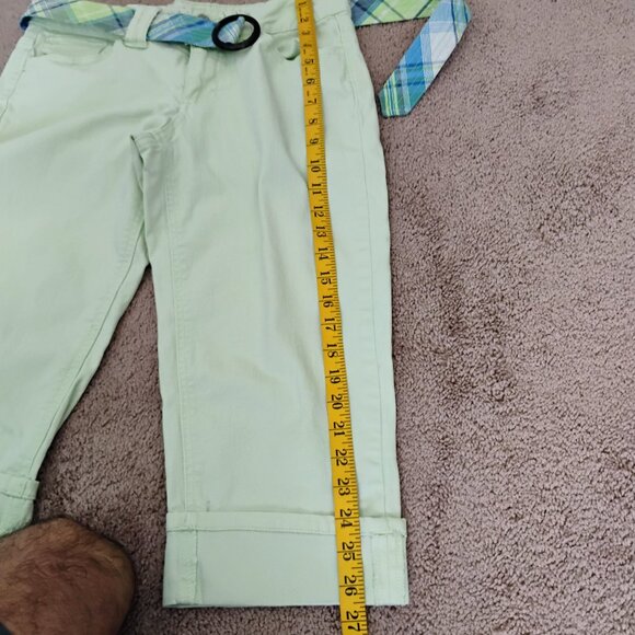 Woman's Capris St John"s Bay petite stretch with cuff Size 6P - Picture 10 of 12